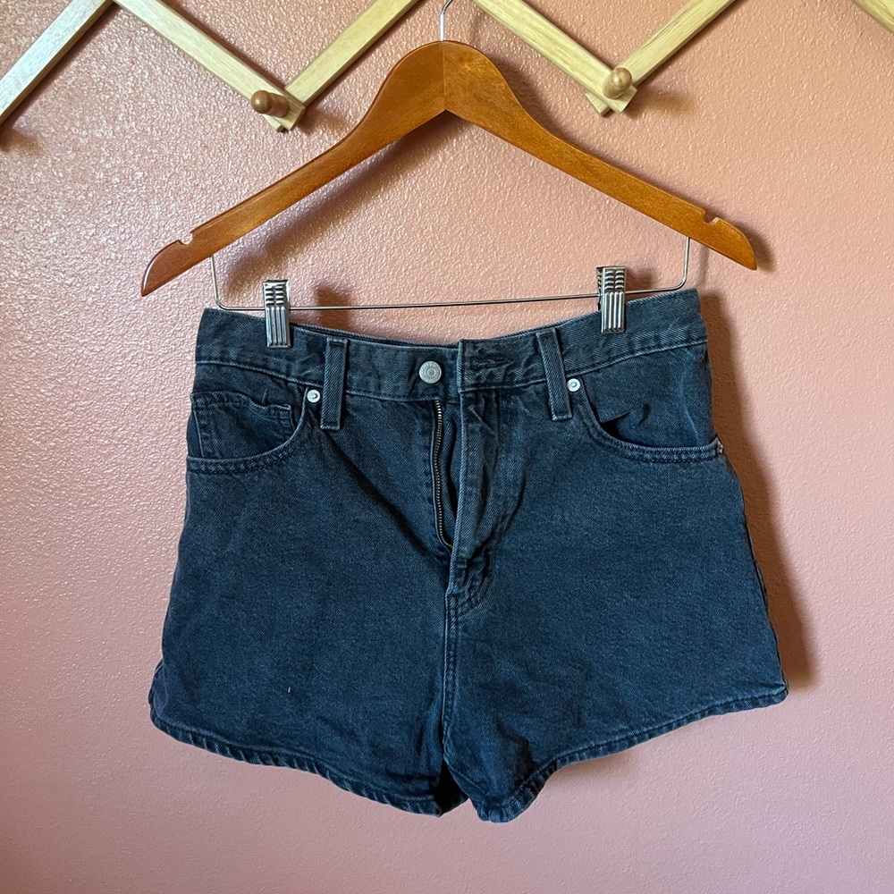Levi’s High Waisted Mom Shorts